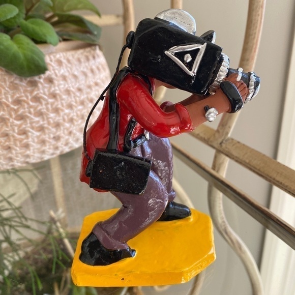 RARE FIND Vintage -Work of the Popular Artist Mestre Luiz Antônio - TV cameraman - Picture 9 of 11